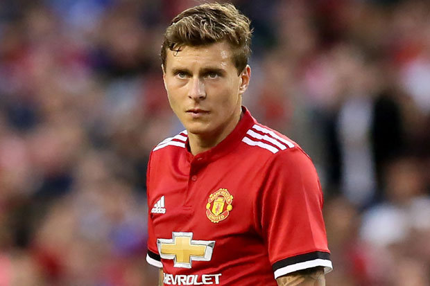 Defender wa kirabu kia  Manchester-United  Lindelöf kwandikithia kandarathi.