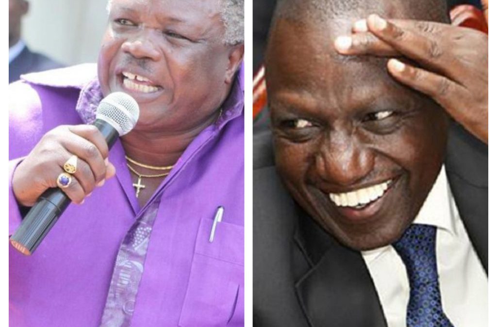 Francis Atwoli kuria   William Ruto kuthingatie.