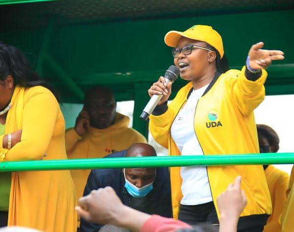 Mubunge wa EALA kugwatwa ni borisi niuntu bwa miaro itiagirite.