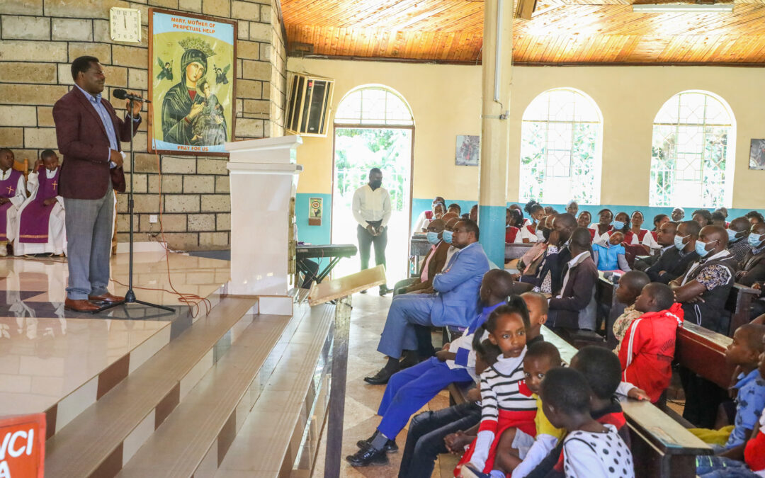 Gavana Muthomi Njuki amrai Rais Uhuru kuwapa Wakenya nafasi ya kujiamulia atakaye kua Rais wao.