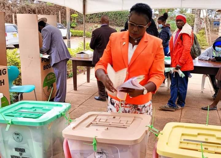 Meru Governor Kiraitu Murungi has lost the seat to Independent candidate Kawira Mwangaza.
