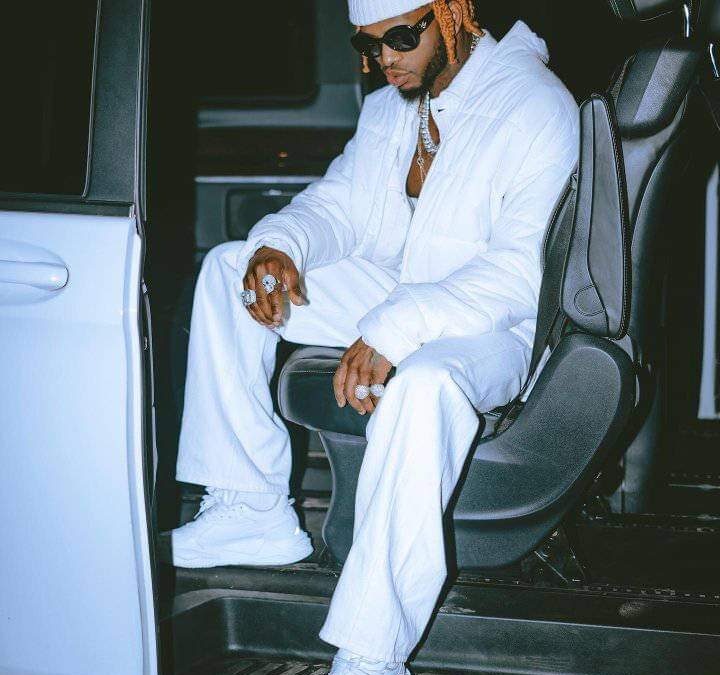 SASA NI RASMI NIPO SINGLE – Diamond Platinumz.
