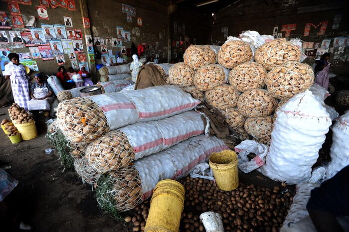 Uganda Agrees To Reduce The Clearance Fees For Trucks Transporting Potatoes From Kenya.